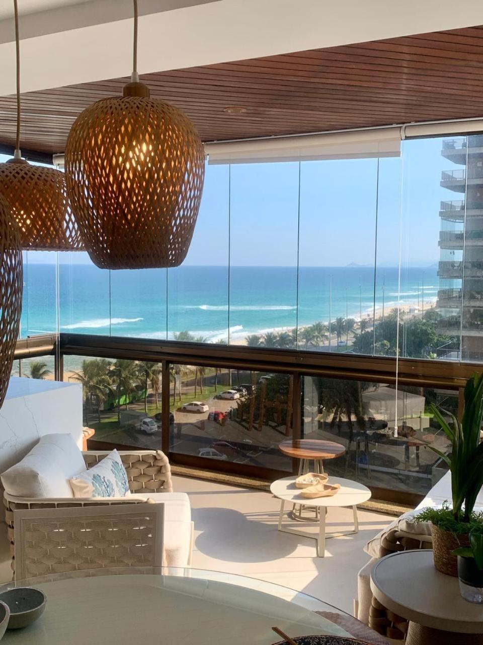 Lindo Apto No Melhor Lugar Da Barra Da Tijuca! Com Uma Vista De Tirar O Folego, Frente Para O Mar! Totalmente Equipado E Decorado Ao Lado Dos Melhores Hoteis E Quiosques Da Barra! Portaria 24H, Piscina, Sauna, Jacuzzi, Academia, Garagem, Wi-Fi, Lavan ريو دي جانيرو المظهر الخارجي الصورة