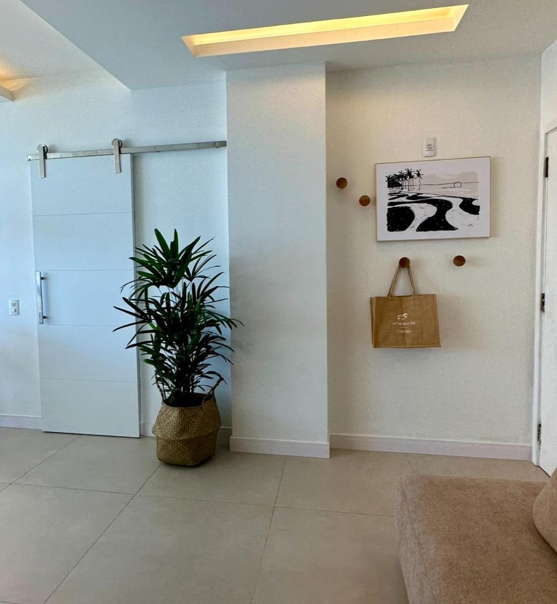 Lindo Apto No Melhor Lugar Da Barra Da Tijuca! Com Uma Vista De Tirar O Folego, Frente Para O Mar! Totalmente Equipado E Decorado Ao Lado Dos Melhores Hoteis E Quiosques Da Barra! Portaria 24H, Piscina, Sauna, Jacuzzi, Academia, Garagem, Wi-Fi, Lavan ريو دي جانيرو المظهر الخارجي الصورة
